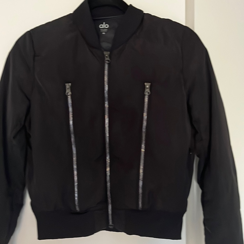 Alo Yoga off duty bomber jacket